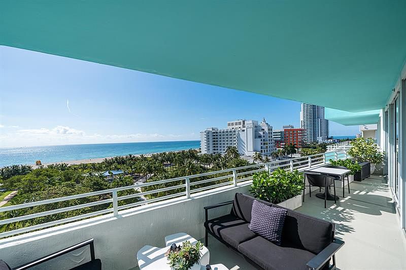 226 Ocean Drive · 8G, South of Fifth · Miami Beach